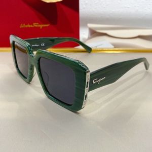 Salvatore Ferragamo Sunglasses 186
